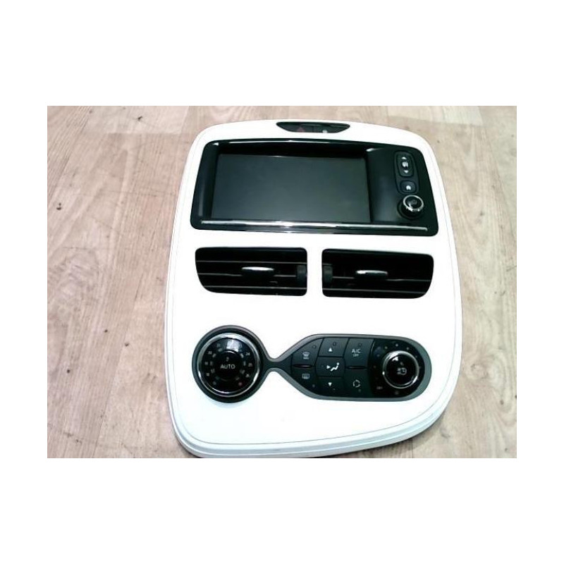 Ecran GPS RENAULT ZOE 1 d’occasion