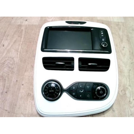 Ecran GPS RENAULT ZOE 1 d’occasion