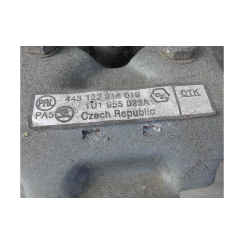 Mecanisme essuie glace avant SKODA OCTAVIA 1 PHASE 1 d’occasion