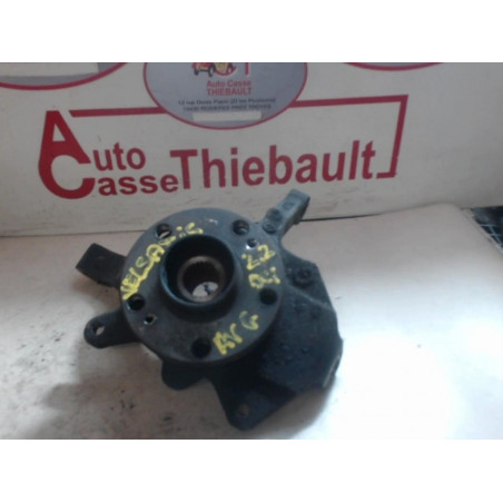Fusee avant gauche RENAULT VELSATIS d’occasion