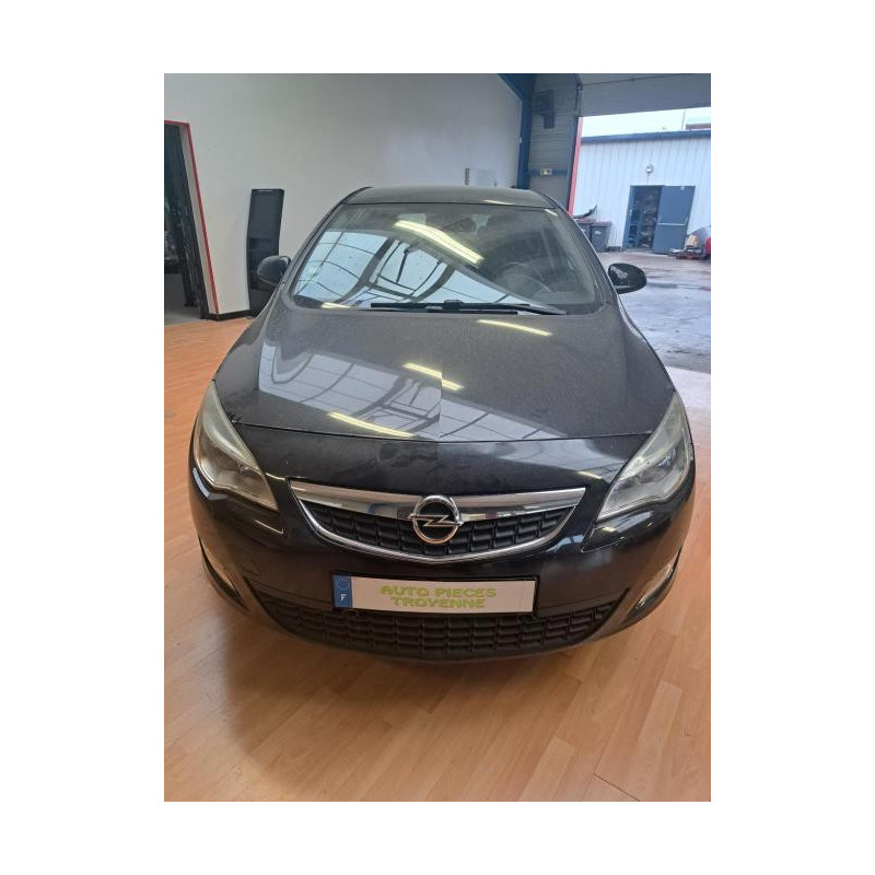 Siege avant gauche OPEL ASTRA J PHASE 1 d’occasion