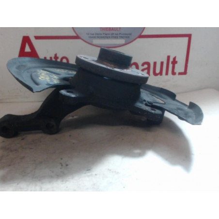 Fusee avant gauche RENAULT VEL SATIS 2.2 DCI d’occasion