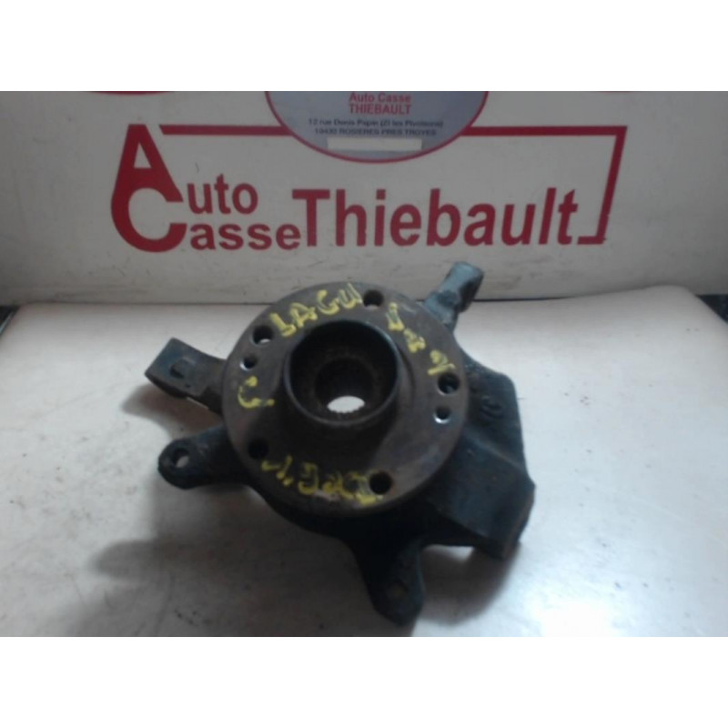 Fusee avant gauche RENAULT LAGUNA II d’occasion