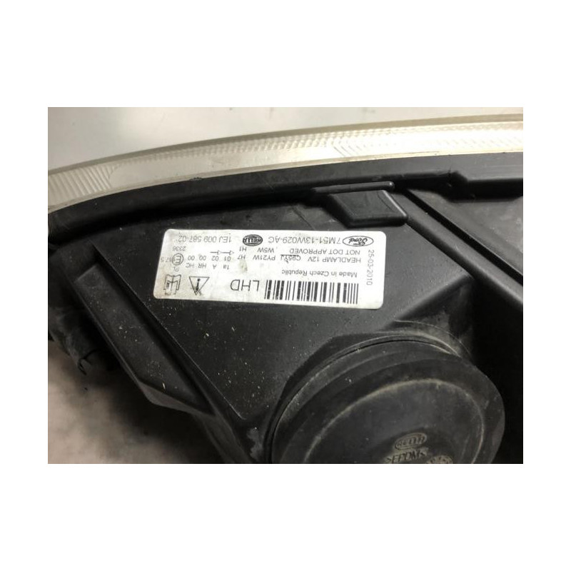 Optique avant principal droit (feux)(phare) FORD C-MAX 1 PHASE 2 d’occasion