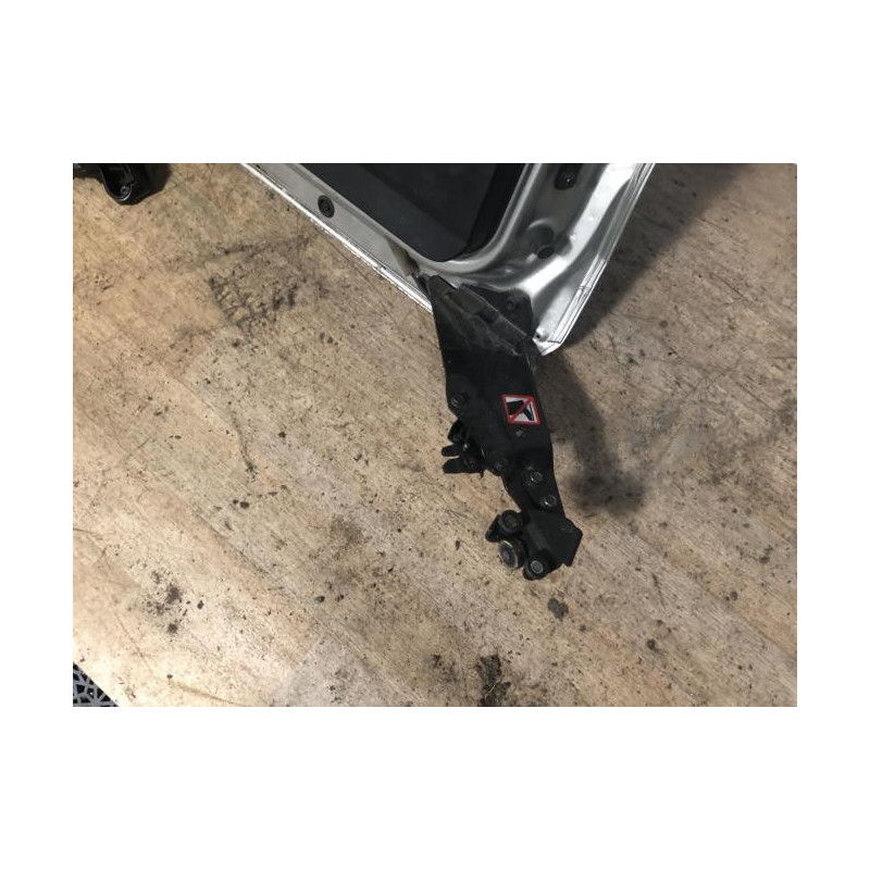Porte laterale gauche MAZDA 5 1 PHASE 1 d’occasion