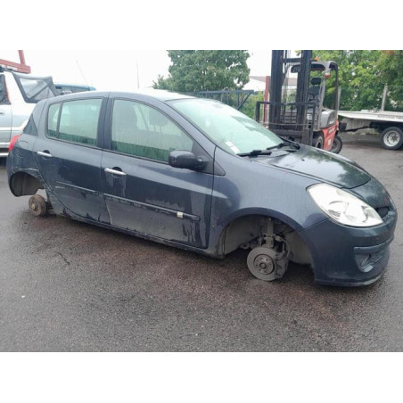 Feu arriere principal droit (feux) RENAULT CLIO 3 PHASE 1 d’occasion