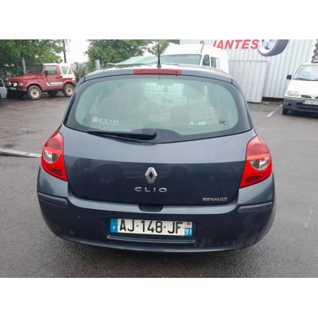Feu arriere principal droit (feux) RENAULT CLIO 3 PHASE 1 d’occasion
