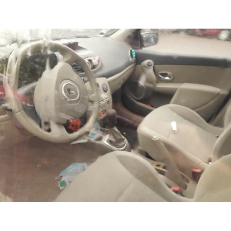 Feu arriere principal droit (feux) RENAULT CLIO 3 PHASE 1 d’occasion