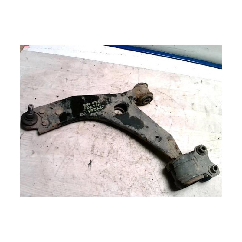 Triangle inferieur avant gauche VOLVO S 40 2 PHASE 1 d’occasion