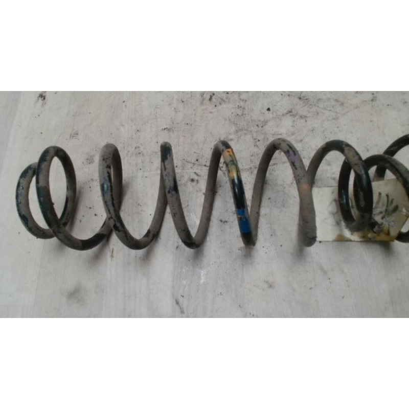 Ressort de suspension avant CITROEN DS3 PHASE 1 d’occasion