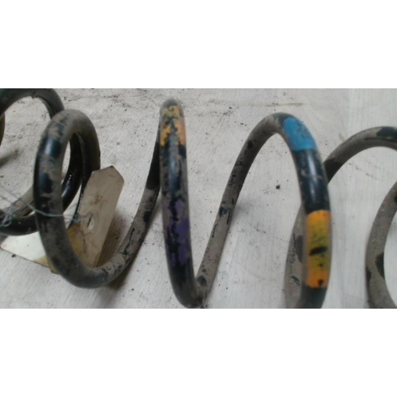 Ressort de suspension avant CITROEN DS3 PHASE 1 d’occasion