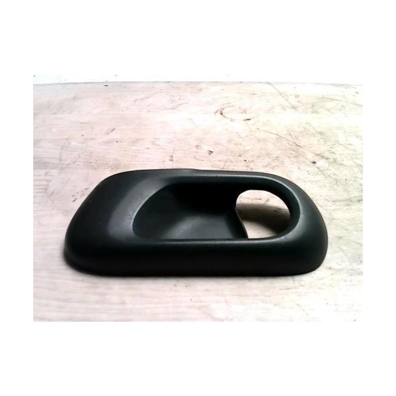 Support poignee porte avant gauche OPEL CORSA C PHASE 1 d’occasion