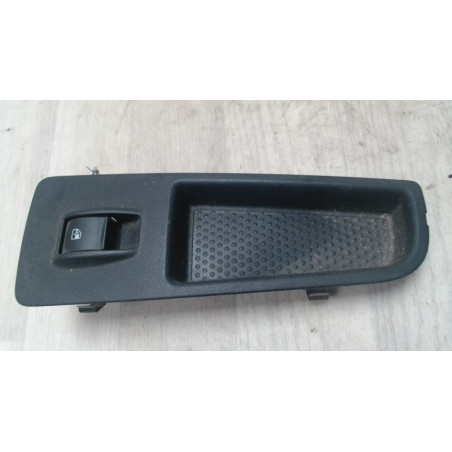 Interrupteur de leve vitre avant droit LANCIA DELTA 3 d’occasion