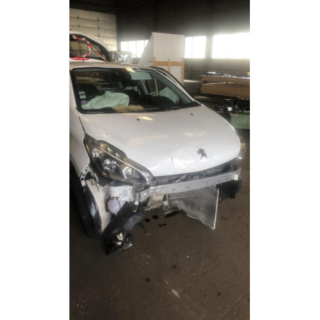 Baie de pare brise PEUGEOT 208 1 PHASE 2 d’occasion