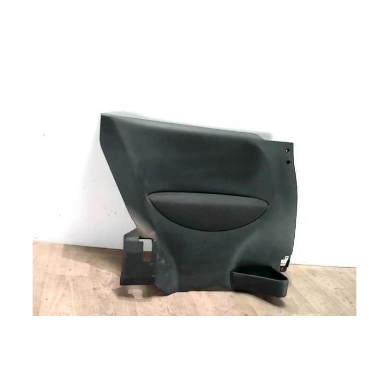 Panneau de porte arriere gauche OPEL CORSA C PHASE 1 d’occasion