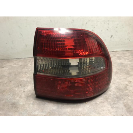 Feu arriere principal droit (feux) VOLVO V 40 1 PHASE 2 BREAK d’occasion