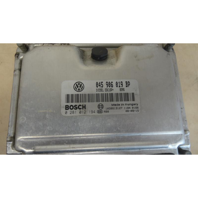 Calculateur VOLKSWAGEN POLO IV (9N3) PHASE 2 d’occasion