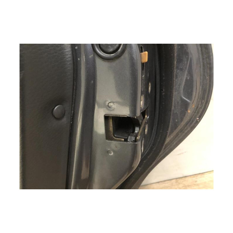 Porte arriere droit VOLVO V 40 1 PHASE 2 BREAK d’occasion