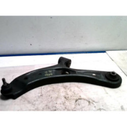 Bras de suspension superieur avant gauche SUZUKI SWIFT 4 d’occasion