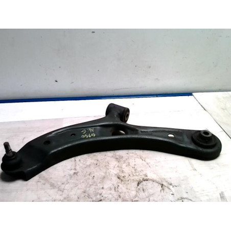 Bras de suspension superieur avant gauche SUZUKI SWIFT 4 d’occasion