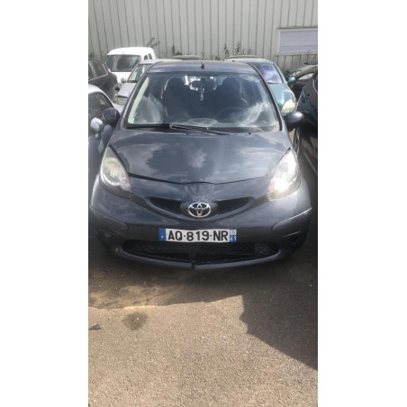 Etrier avant gauche (freinage) TOYOTA AYGO 1 PHASE 1 d’occasion
