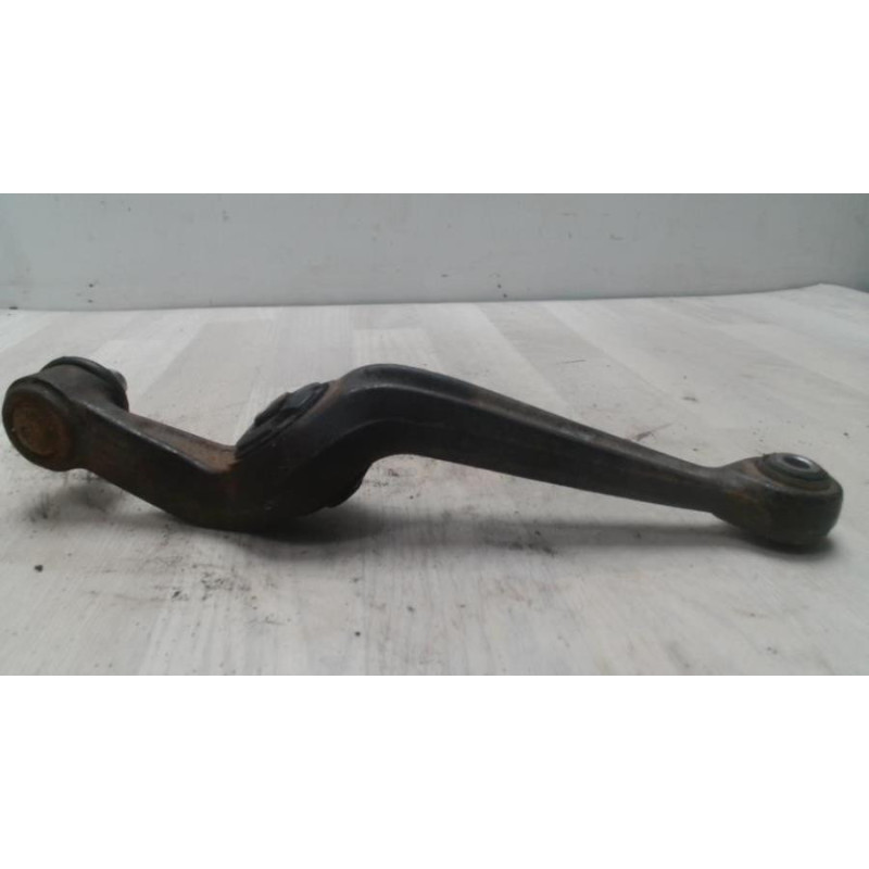 Bras de suspension superieur avant gauche CITROEN C15 d’occasion