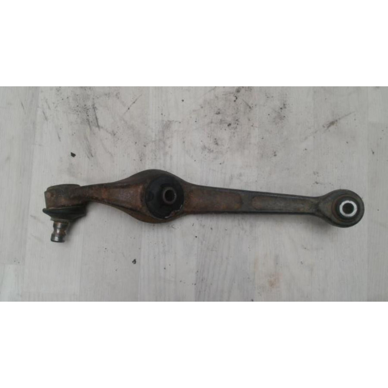 Bras de suspension superieur avant gauche CITROEN C15 d’occasion