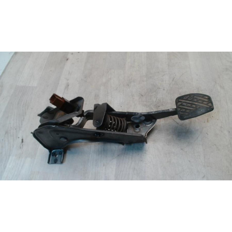 Pedalier d'embrayage NISSAN QASHQAI 1 PHASE 1 d’occasion