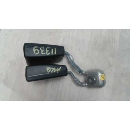 Attache ceinture arriere centrale VOLKSWAGEN GOLF 6 d’occasion