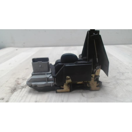 Serrure de porte laterale gauche PEUGEOT 307 PHASE 1 d’occasion