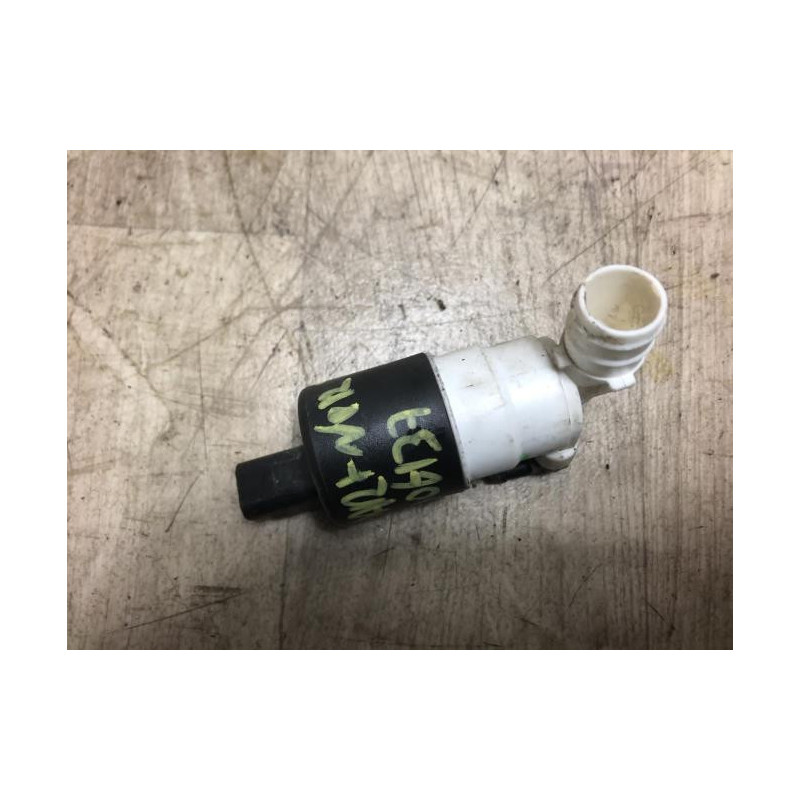 Pompe lave glace avant PEUGEOT PARTNER 2 PHASE 3 d’occasion