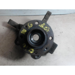 Fusee avant gauche RENAULT CLIO II d’occasion
