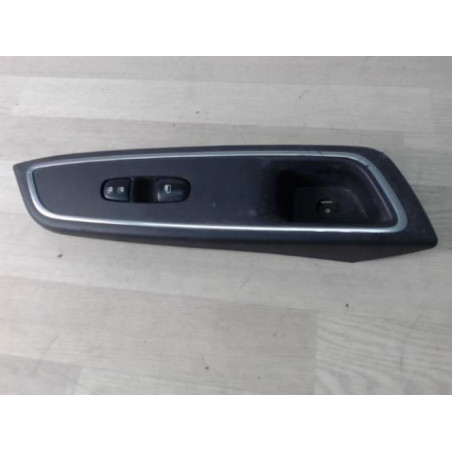 Interrupteur de leve vitre avant droit NISSAN MICRA 5 d’occasion