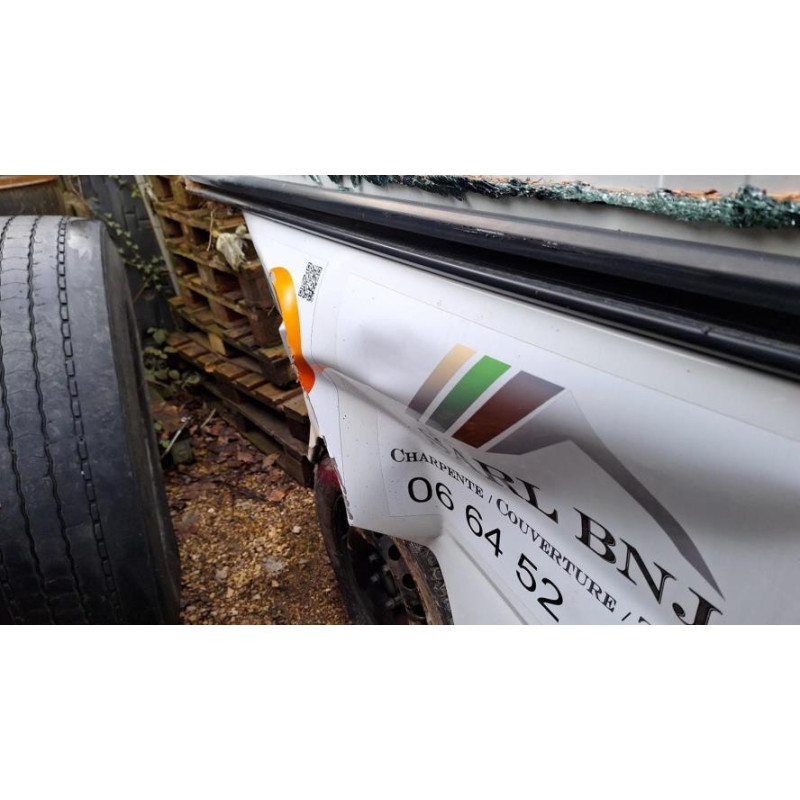Bras essuie glace avant droit RENAULT TRAFIC 2 PHASE 2 d’occasion