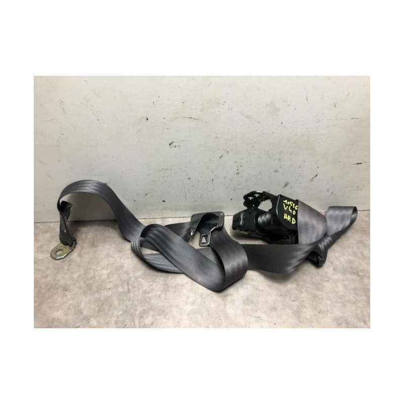 Ceinture arriere droit VOLVO V 40 1 PHASE 2 BREAK d’occasion