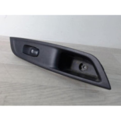 Interrupteur de leve vitre arriere droit NISSAN MICRA 5 d’occasion