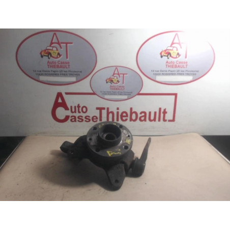 Fusee avant gauche RENAULT CLIO II d’occasion