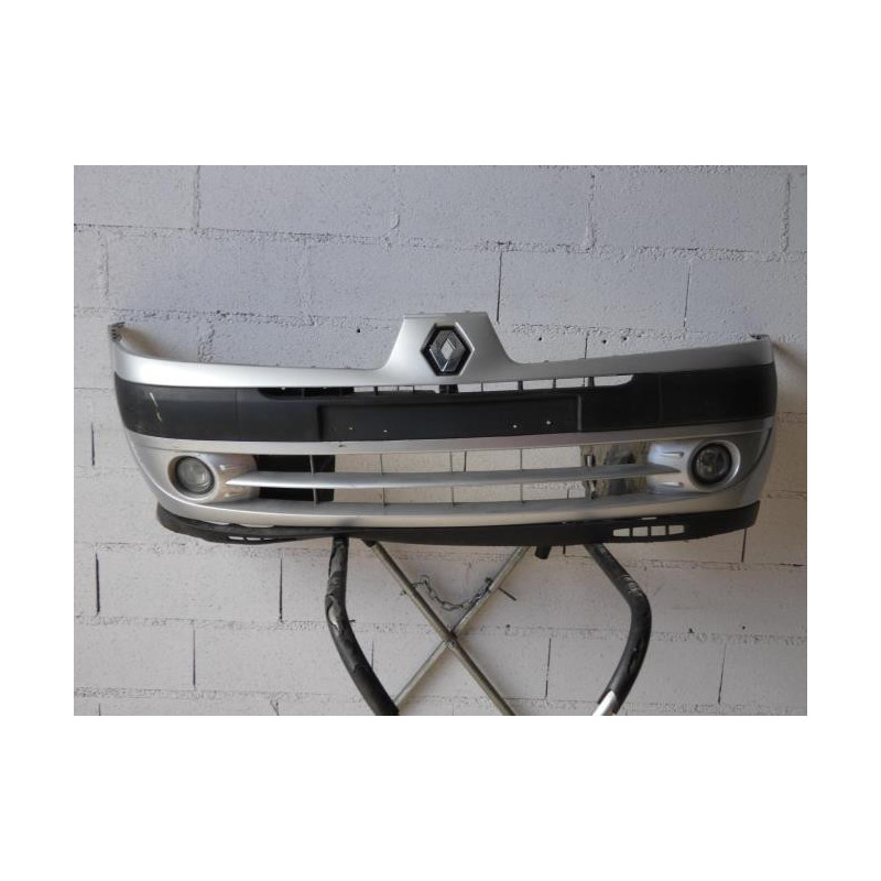 Pare choc avant RENAULT CLIO 2 PHASE 2 d’occasion