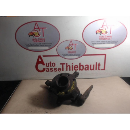 Fusee avant gauche RENAULT CLIO II d’occasion