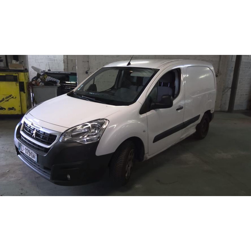 Boitier d'aide au stationnement PEUGEOT PARTNER 2 PHASE 3 d’occasion