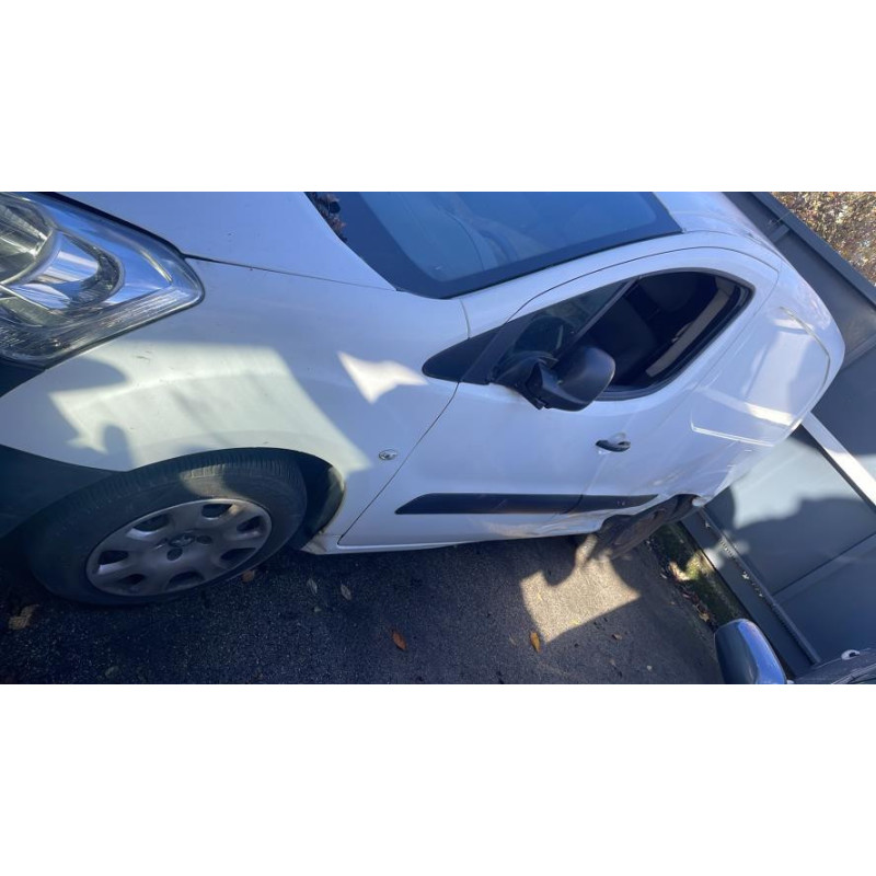 Boitier d'aide au stationnement PEUGEOT PARTNER 2 PHASE 3 d’occasion