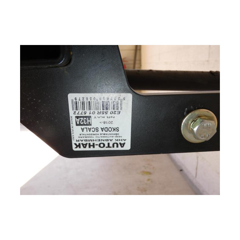 Attelage (boule de remorquage) SKODA SCALA d’occasion