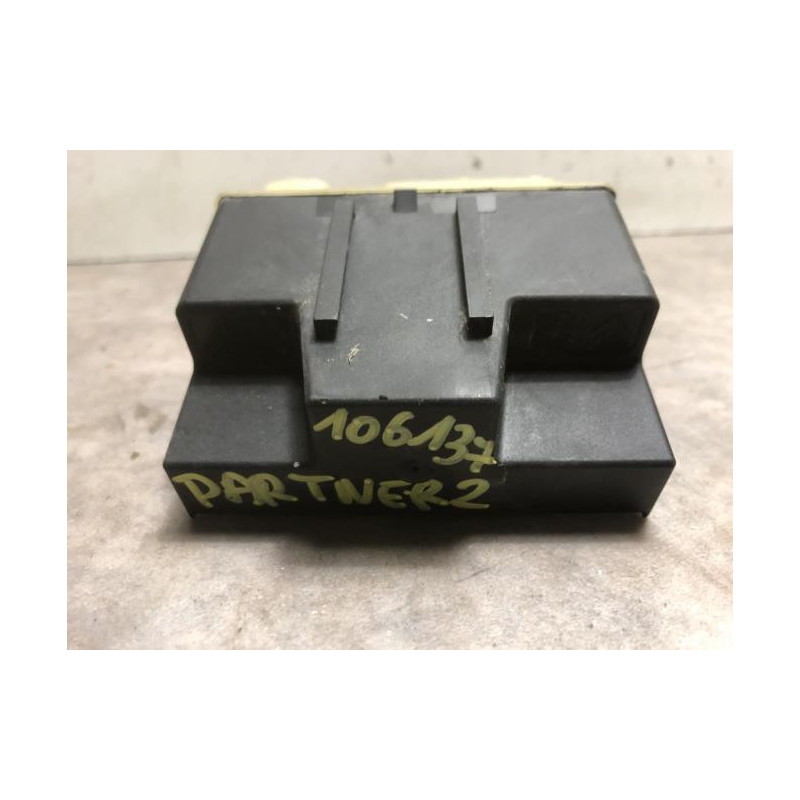 Boitier de prechauffage PEUGEOT PARTNER 2 PHASE 3 d’occasion