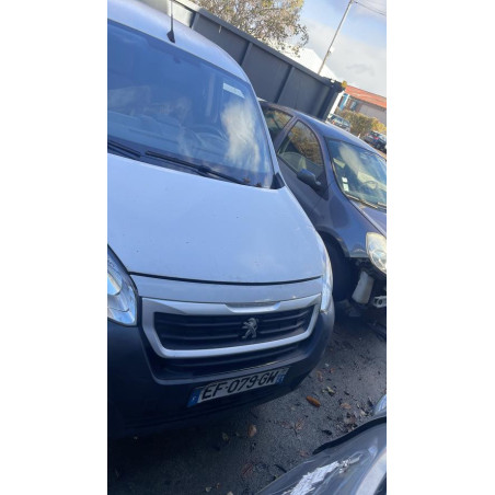 Leve vitre electrique avant droit PEUGEOT PARTNER 2 PHASE 3 d’occasion