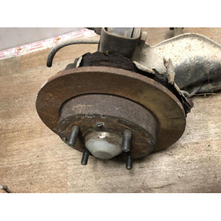 Fusee arriere droit VOLVO V 40 1 PHASE 2 BREAK d’occasion
