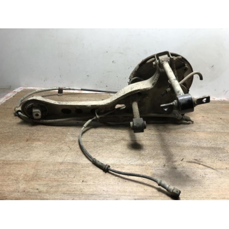 Fusee arriere droit VOLVO V 40 1 PHASE 2 BREAK d’occasion