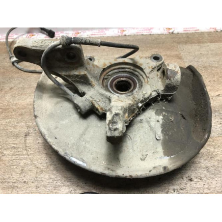 Fusee avant gauche VOLVO V 40 1 PHASE 2 BREAK d’occasion
