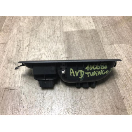 Interrupteur de leve vitre avant droit RENAULT TWINGO 2 PHASE 2 d’occasion