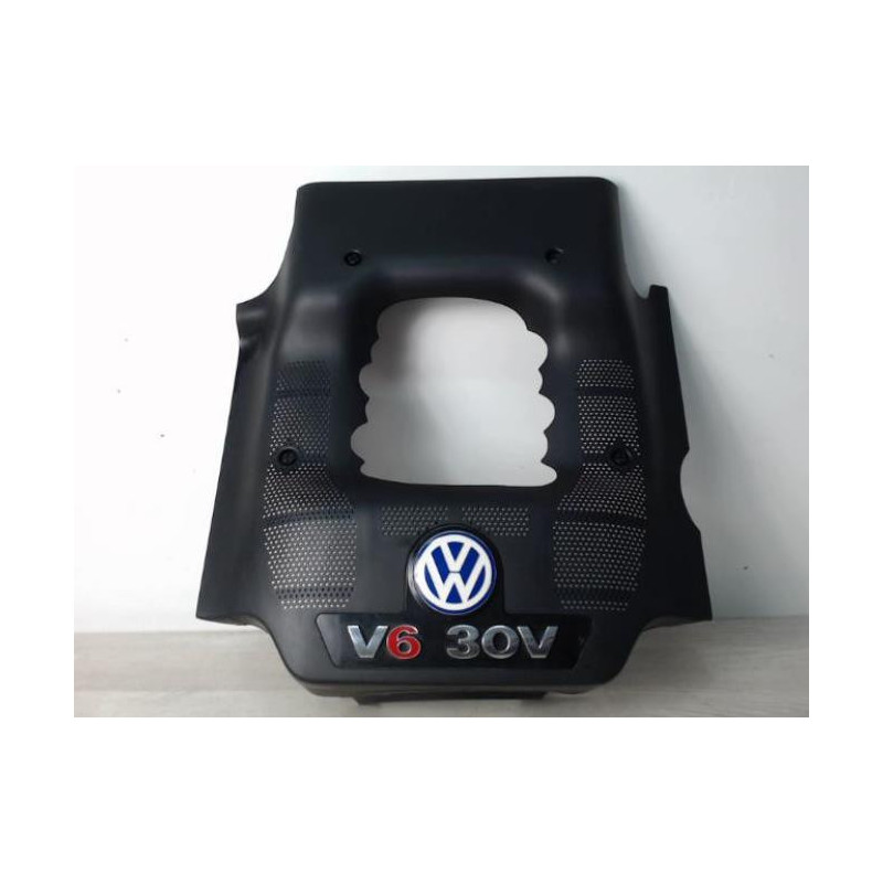 Cache moteur  VOLKSWAGEN PASSAT 4 PHASE 2 d’occasion