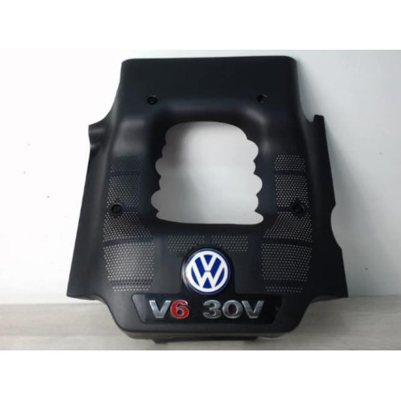 Cache moteur  VOLKSWAGEN PASSAT 4 PHASE 2 d’occasion